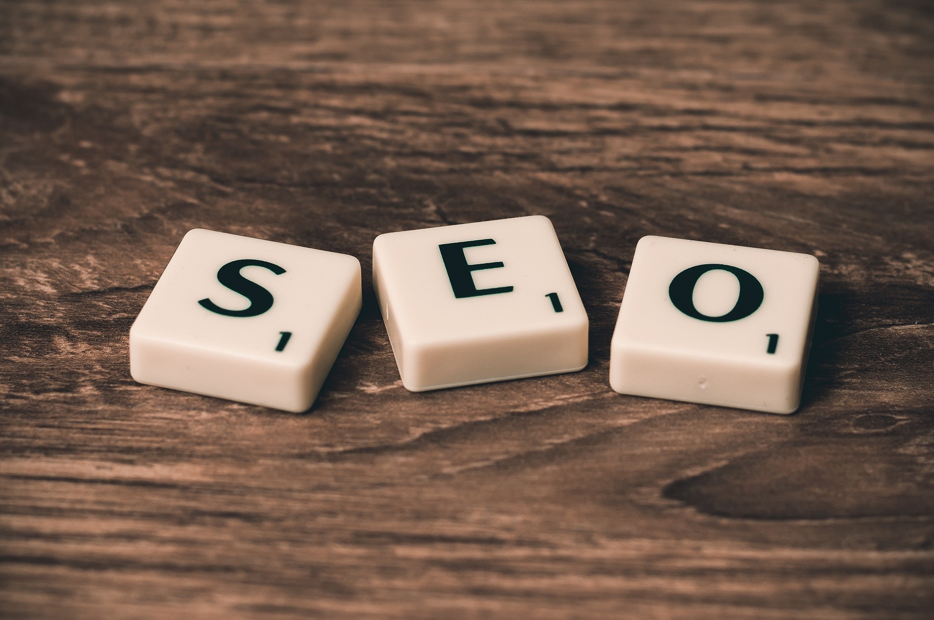 SEO als onpage und offpage Optimierung für Singlebörsen.